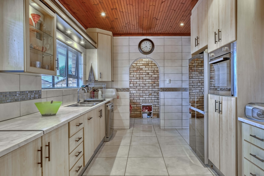 4 Bedroom Property for Sale in Lovemore Heights Estate Eastern Cape